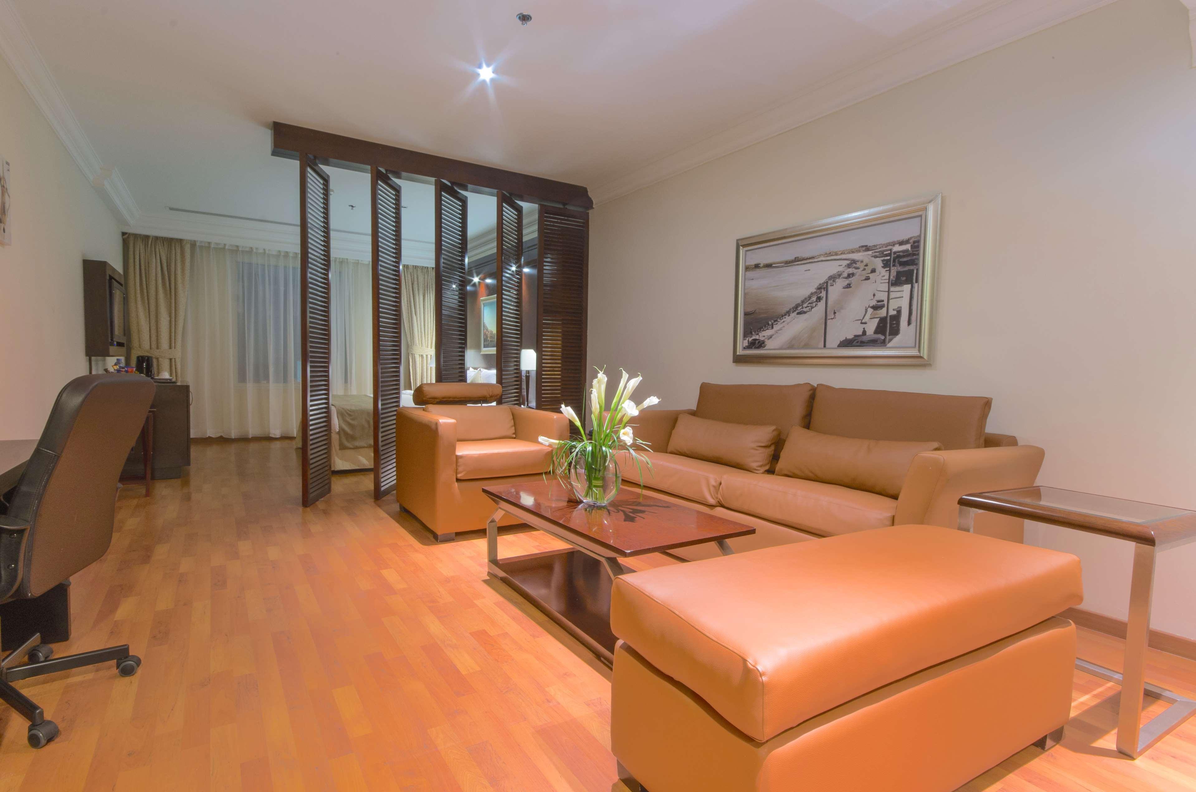 เบสต์ เวสเทิร์น พลัส โดฮา Hotel ภายนอก รูปภาพ