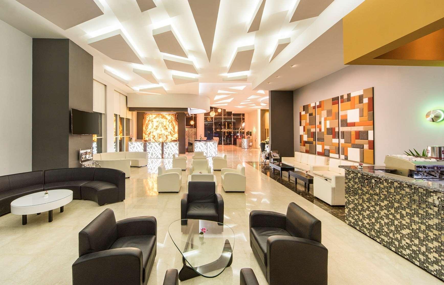 เบสต์ เวสเทิร์น พลัส โดฮา Hotel ภายนอก รูปภาพ