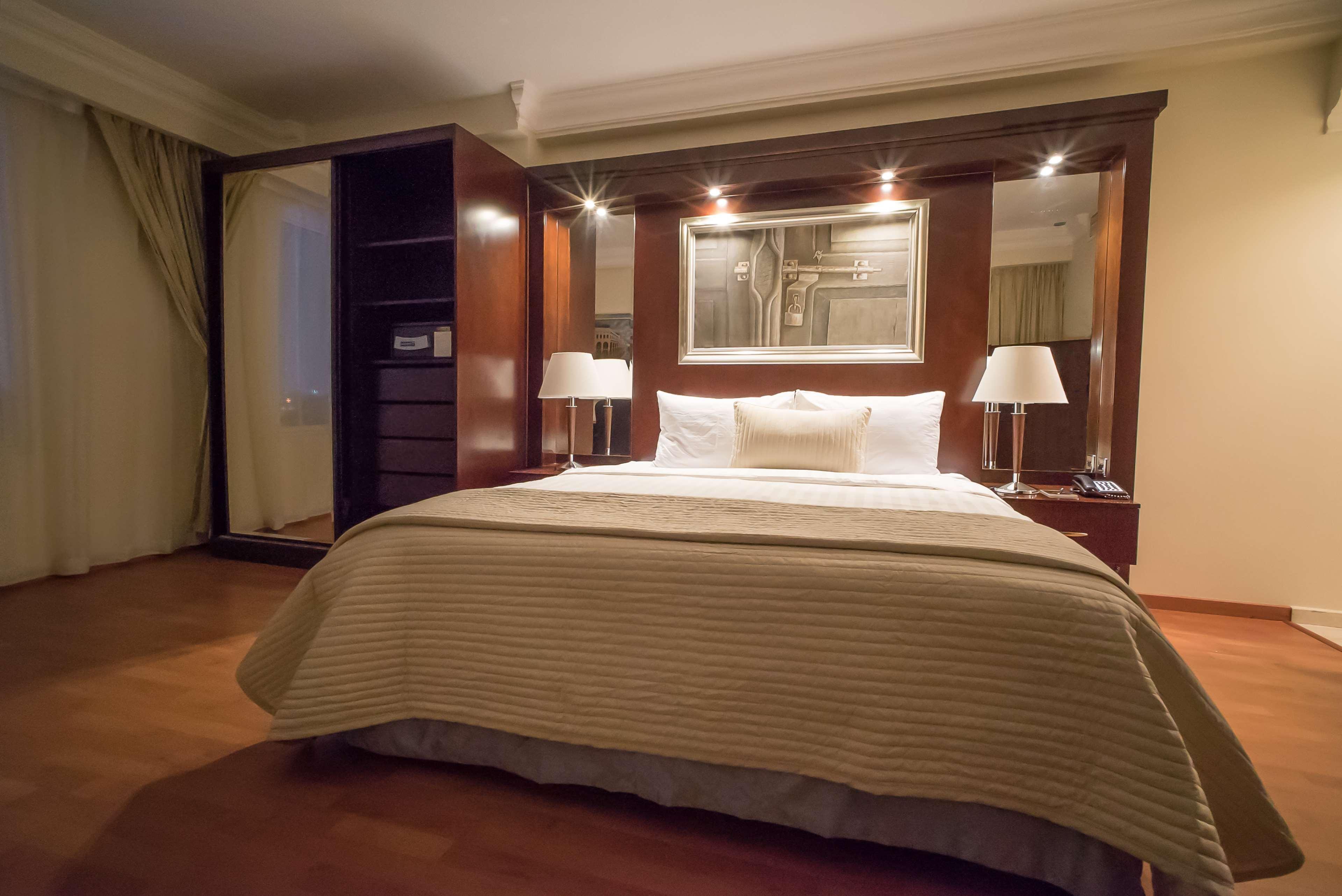 เบสต์ เวสเทิร์น พลัส โดฮา Hotel ภายนอก รูปภาพ