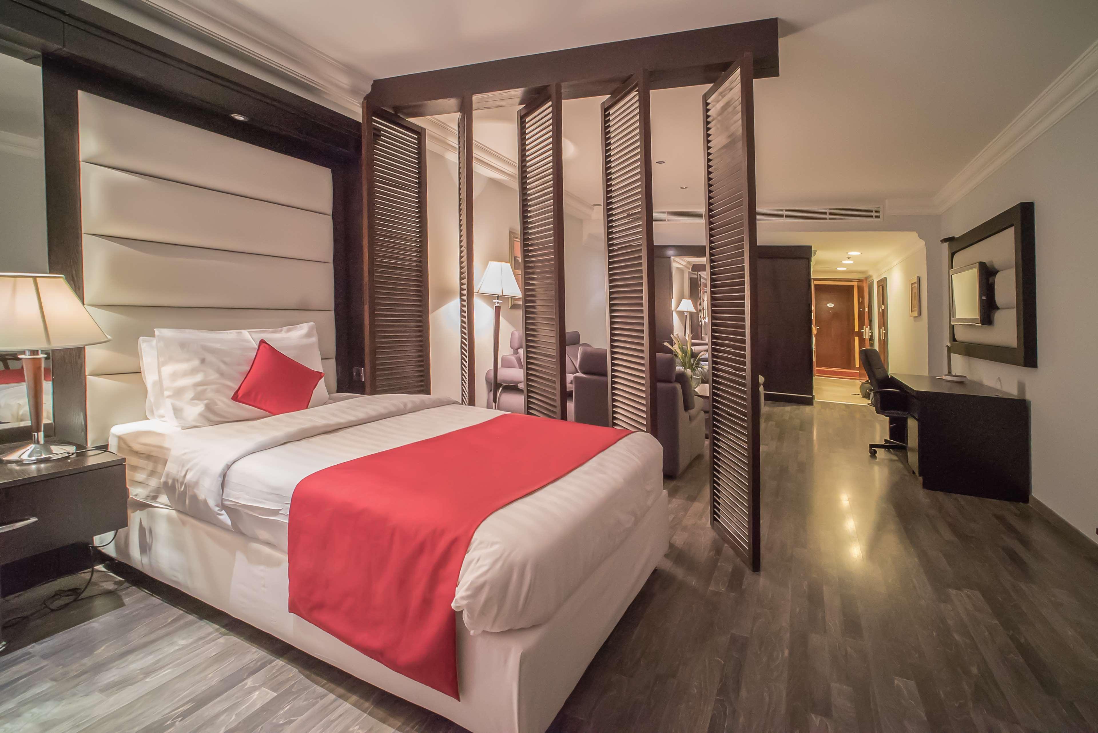 เบสต์ เวสเทิร์น พลัส โดฮา Hotel ภายนอก รูปภาพ
