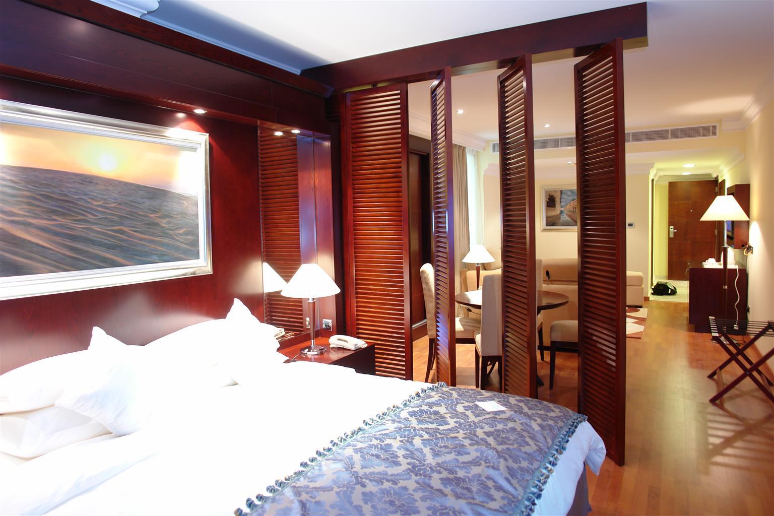 เบสต์ เวสเทิร์น พลัส โดฮา Hotel ภายนอก รูปภาพ